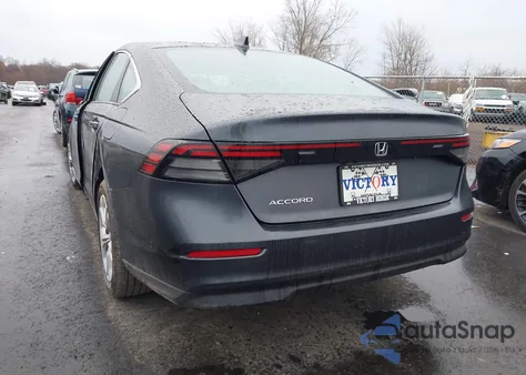 2025 Honda Accord Lx z USA, uszkodzony, nr VIN 1HGCY1F21SA077463